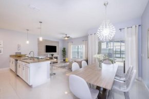 (JC4790) Storey Lake Home 4/3 Private Pool, Lake & Free Waterpark